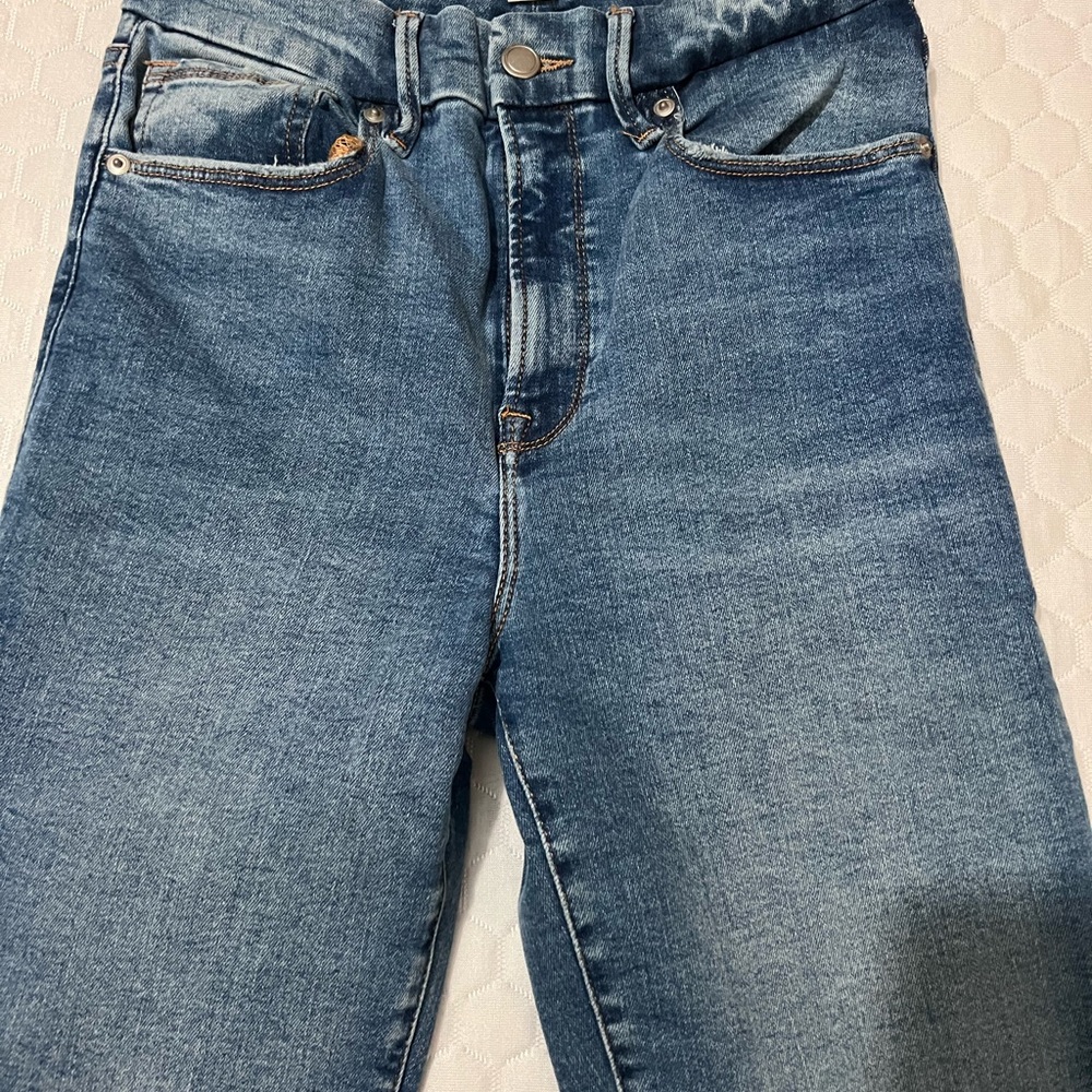 Good American Blue Denim Jeans - Classic Skinny fits Size 6 to 12